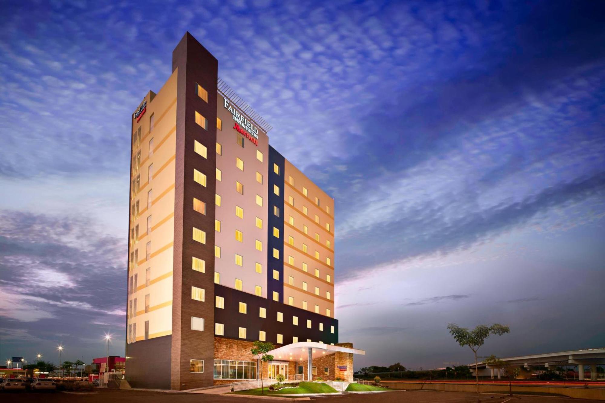 Fairfield Inn & Suites By Marriott Villahermosa Tabasco Exterior foto